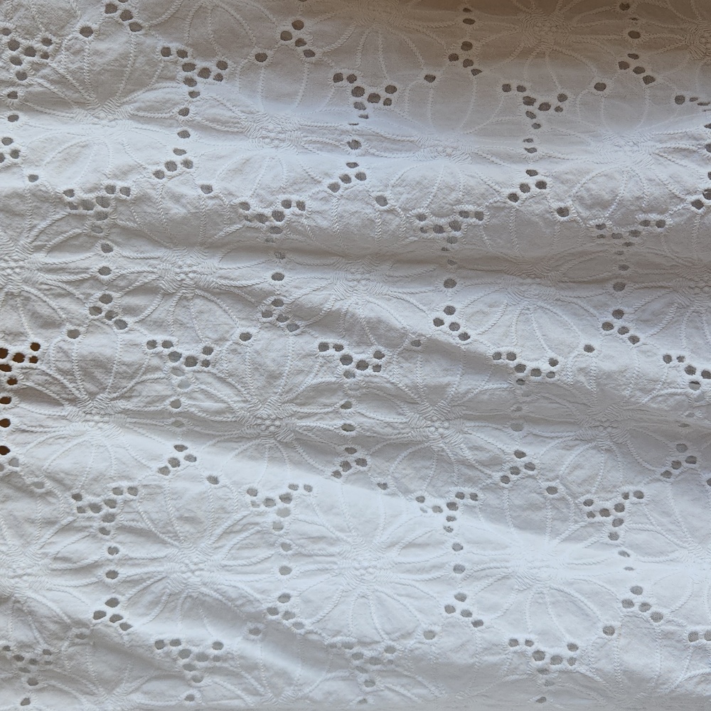 Alfred Dunner- white cotton XL floral 3/4 sleeve eyelet - Picture 8 of 11